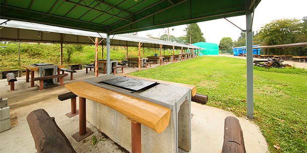 Outdoor facilities (barbecue facilities)
